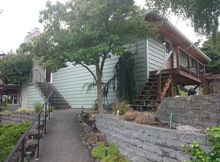 3854 46th Ave SW, Seattle, WA 98116