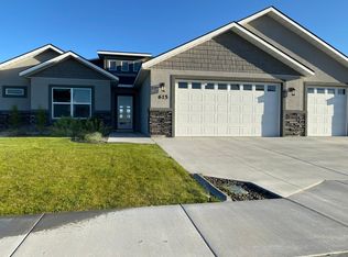 615 Canyon Crest Dr W, Twin Falls, ID 83301