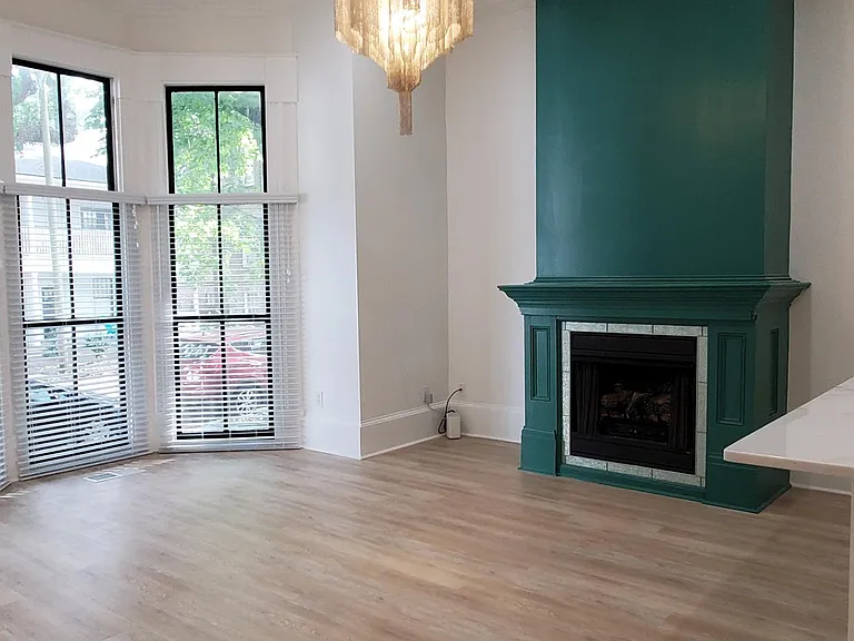 306 W Park Ave #A — Photo 11