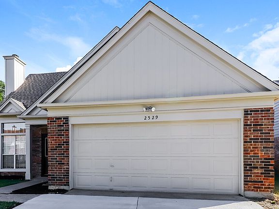 4th image of 2529 Creekwood Ln