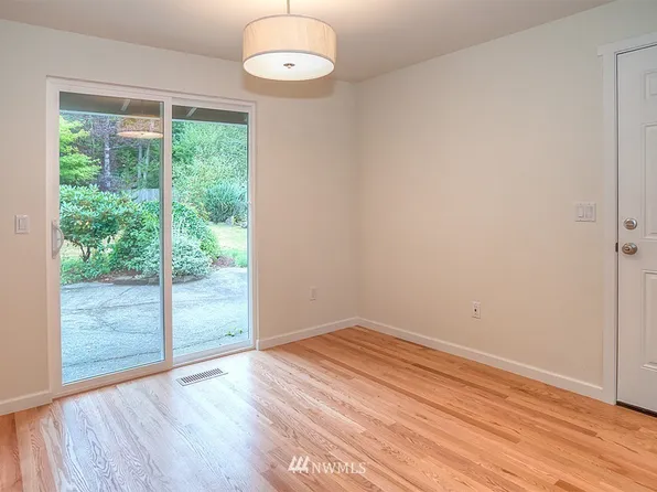 16118 NE 3rd Pl, Bellevue, WA 98008