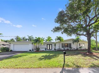 13455 SW 100th Ct, Miami, FL 33176