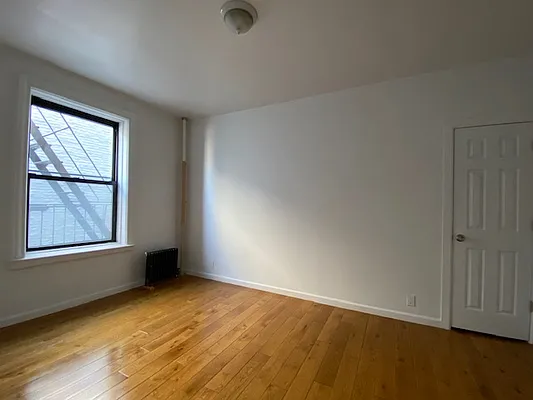 Rented by REAL New York | media 11