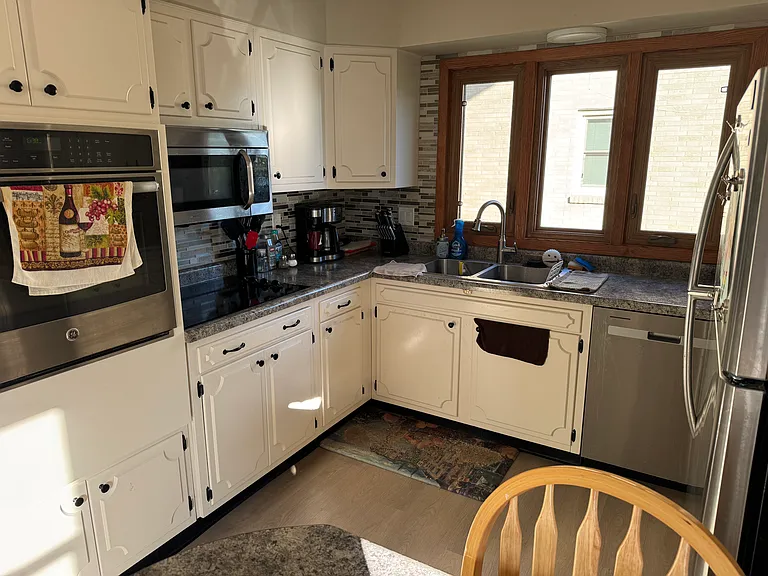918 High St #A — Photo 4