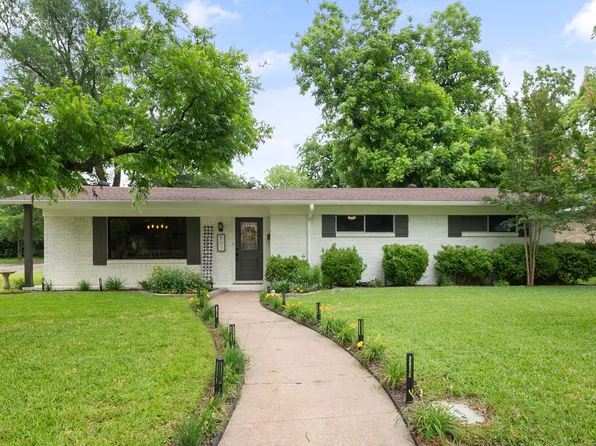 801 Waggoner Dr, Arlington, TX 76013