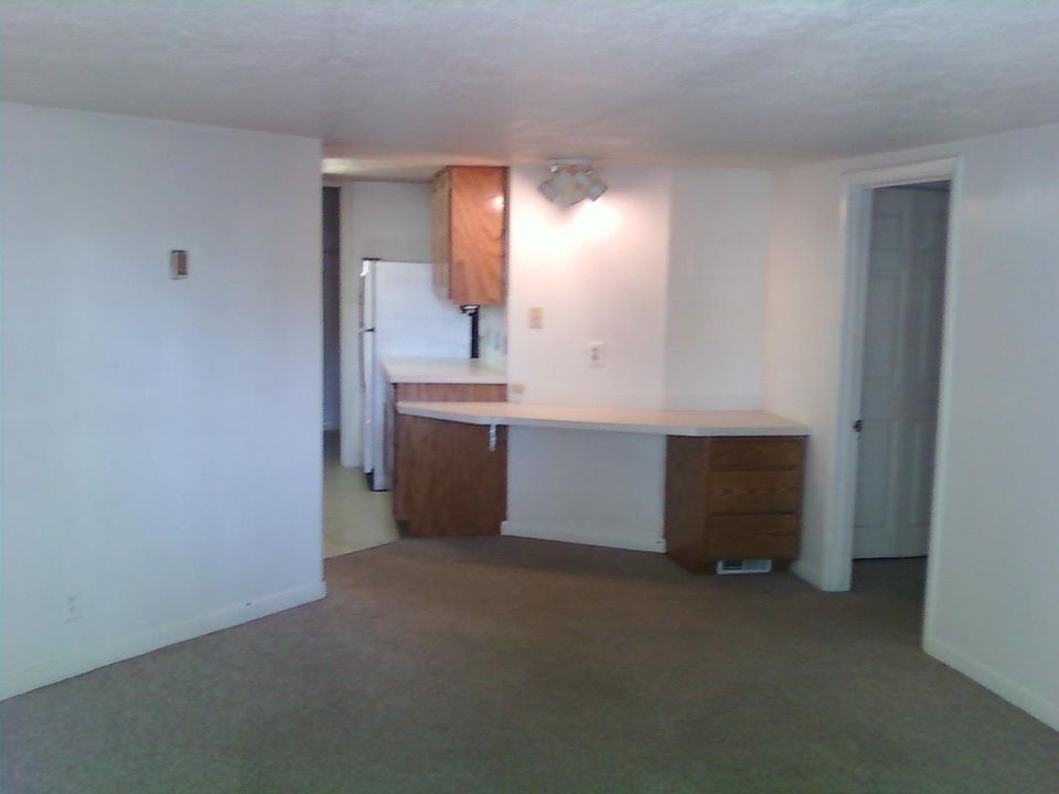 1st image of 129 S McClelland St #3