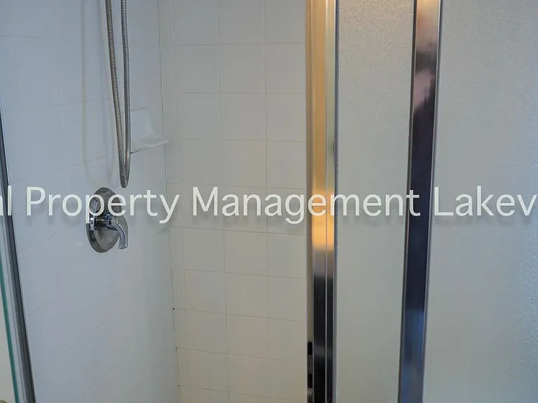 7500 Waterside Pl — Photo 34