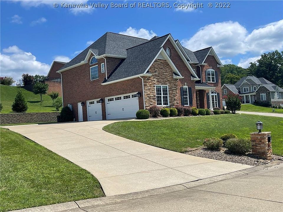 1st image of 4 Riverwalk Dr