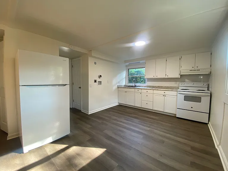 505 Stanley Ave — Photo 9