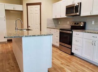 320 Riverwood Ct, Umatilla, OR 97882