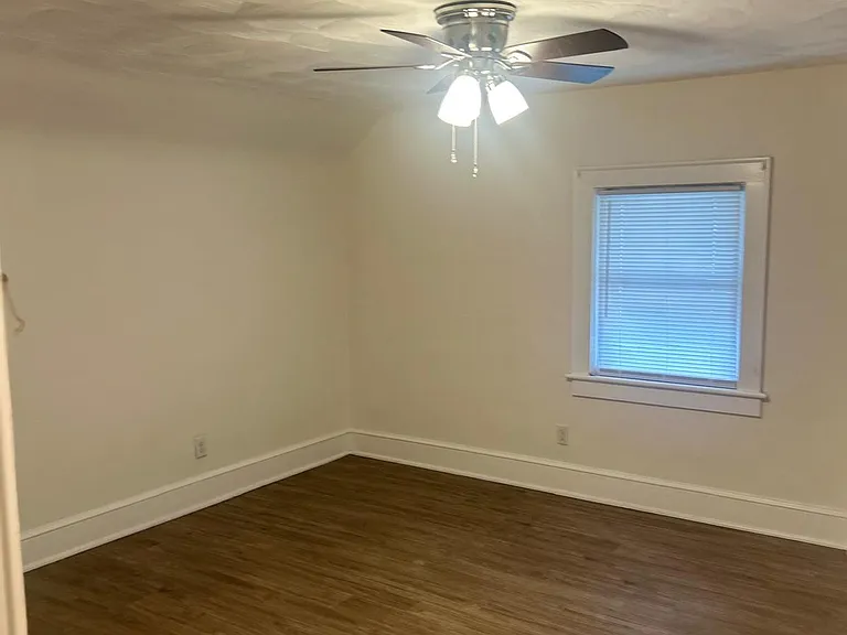 2215 Atlanta Ave — Photo 8