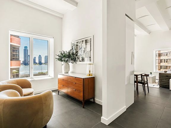 5th image of 650 1st Ave #8M