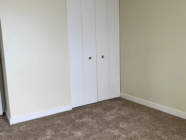 Irving Heights Apartments — Photo 88