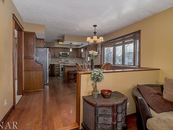 4th image of 504 Kelley Dr