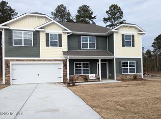 772 Greenwich Pl, Richlands, NC 28574