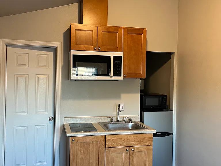 2575 NW Glencoe Rd #B — Photo 10