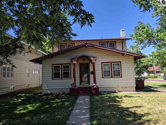 3rd image of 100 W 18th Ave