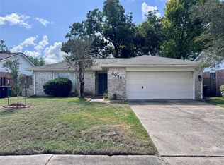 5039 Raven Ridge Dr, Houston, TX 77053