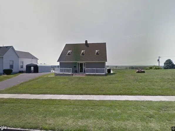 905 Savannah St, Mound City, MO 64470