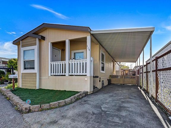 3rd image of 60 Wilson Way Space 117