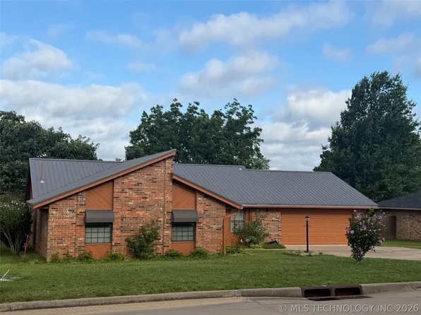 1617 S 5th St, McAlester, OK 74501