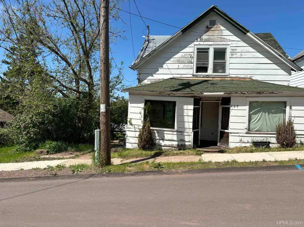 308 4th Ave, Bessemer, MI 49911