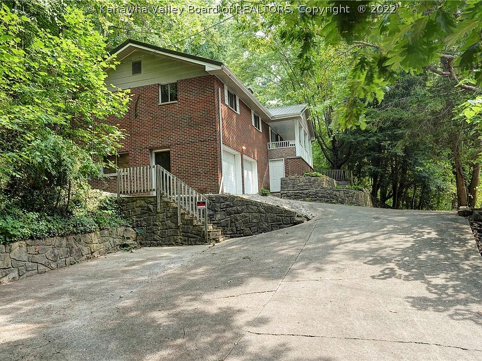 2214 Oakhurst Dr, South Charleston, WV 25309 Zillow