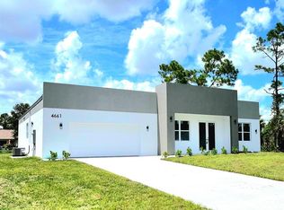 4661 Fairlane Dr, North Port, FL 34288