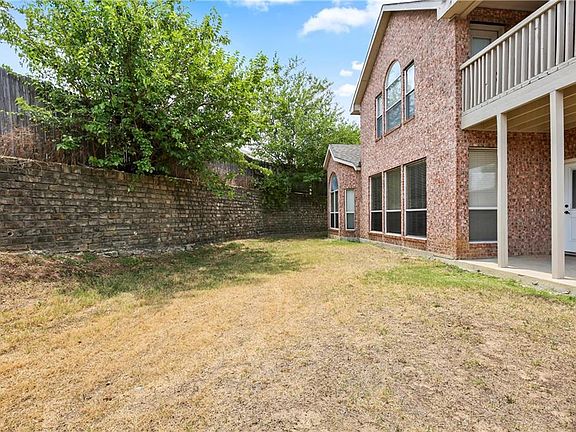 5th image of 4708 Hearthstone Ln