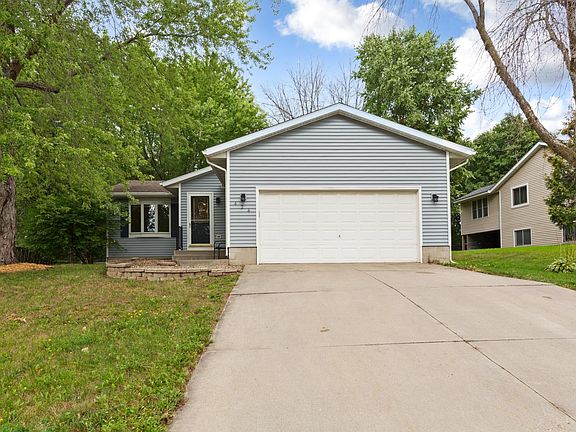 3rd image of 424 Littleford Ln