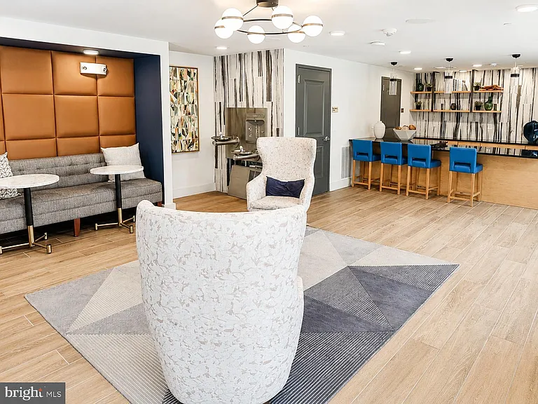 3927 Fair Ridge Dr #303 — Photo 22