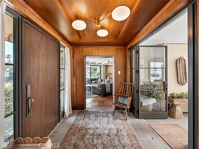 27 Emerald Bay — Photo 26