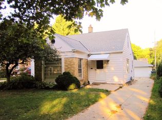 310 N 74th St, Milwaukee, WI 53213