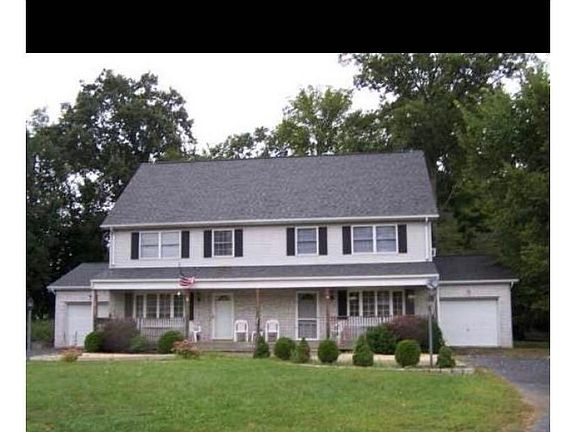 4th image of 7 Penny Ln #101