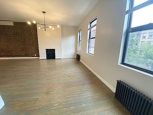 4th image of 7 E 129th St #2F