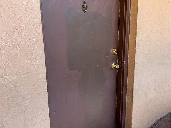 5th image of 914 SW 8th Ave APT 44