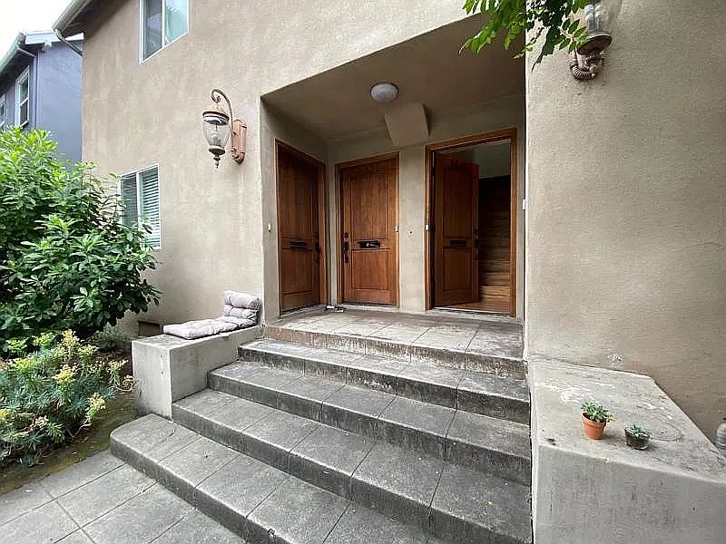 1st image of 5540 Franklin Ave