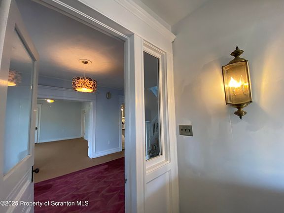 2nd image of 848 Quincy Ave