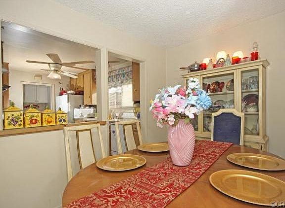 5th image of 12871 Sylvan St