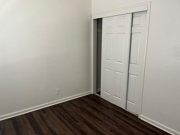 2nd image of 2319 Empress St #6