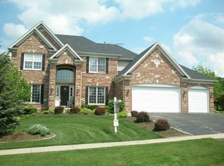 932 Knox Ln, Batavia, IL 60510