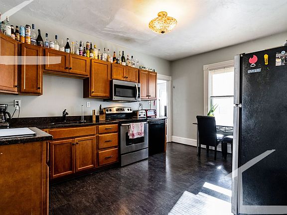 11 Reedsdale St. #2 Boston (Allston) Unit Photo 24