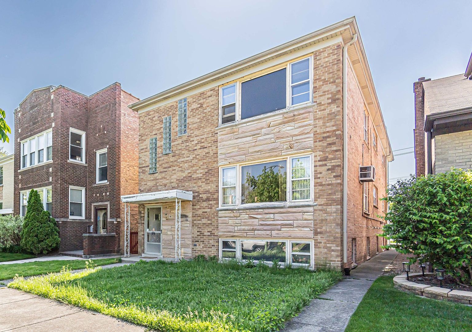 5808 N Mulligan Ave, Chicago, IL 60646 | Zillow