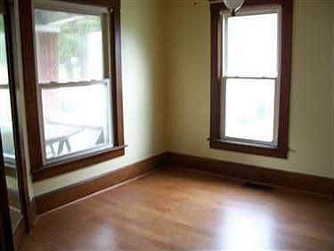 4th image of 1478 Goodyear Blvd
