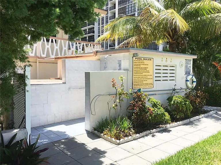 2001 S Ocean Dr #46 — Photo 20