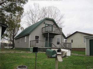 1080 Clay Ave, Saint Albans, WV 25177