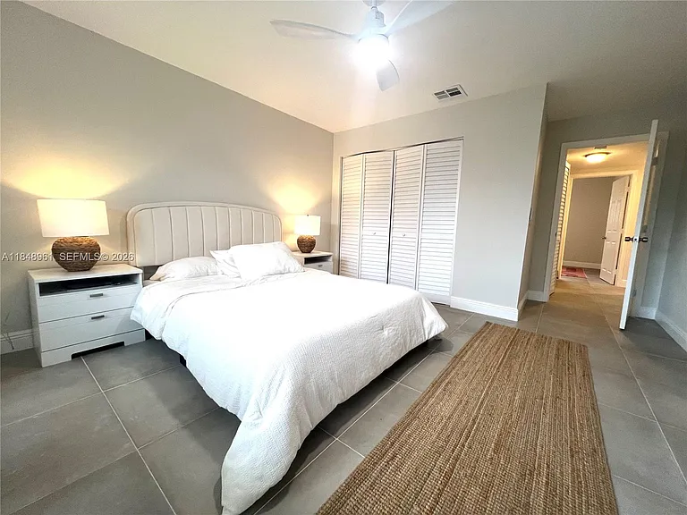 13473 Fountain View Blvd #1 — Photo 10