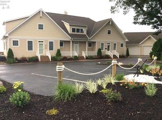 201 Point Of View Dr, Lakeside Marblehead, OH 43440