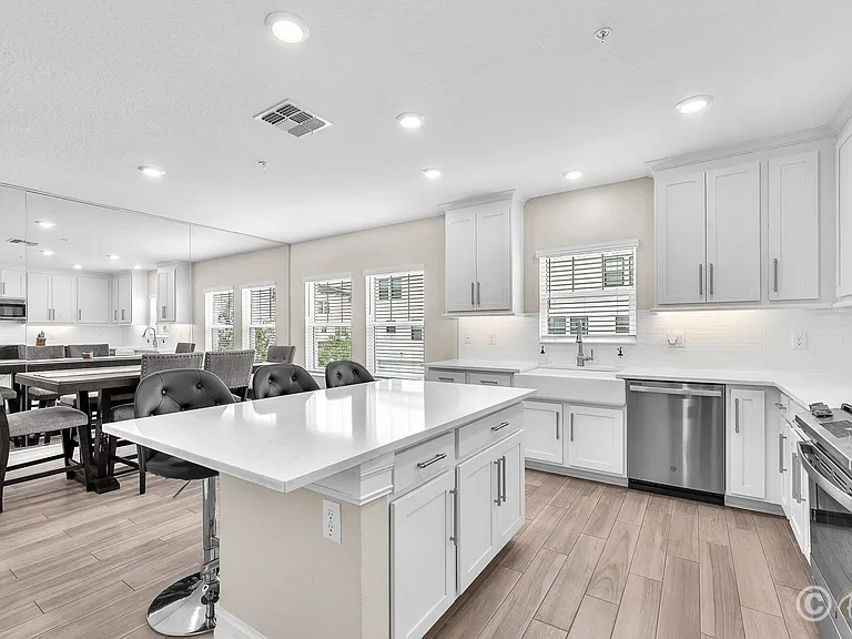 5351 Bridge St #16 — Photo 14