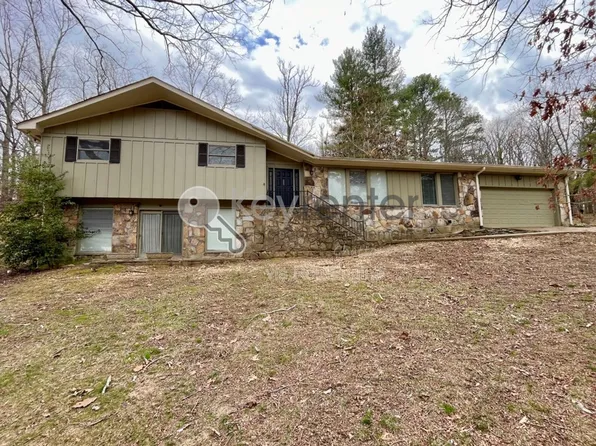 4704 Privateer Rd, Hixson, TN 37343